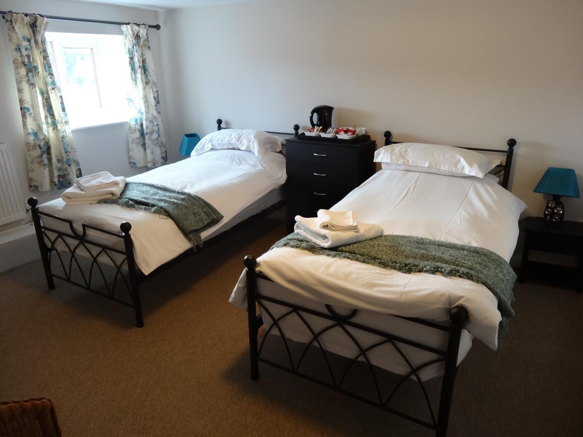 The Crown At Whitchurch Ross-on-Wye ภายนอก รูปภาพ