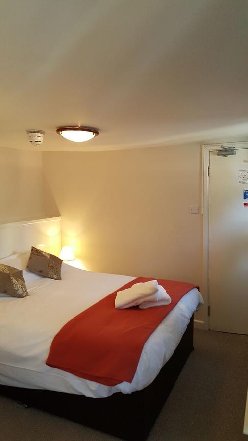 The Crown At Whitchurch Ross-on-Wye ภายนอก รูปภาพ